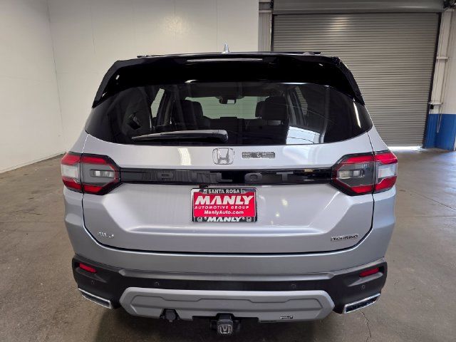 Used 2024 Honda Pilot Touring image 4
