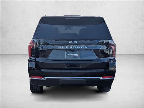 New 2026 Chevrolet Suburban LS image 8