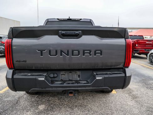 Used 2022 Toyota Tundra SR5 AWD/4WD image 8