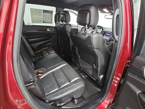 Used 2019 Jeep Grand Cherokee Limited AWD/4WD image 38