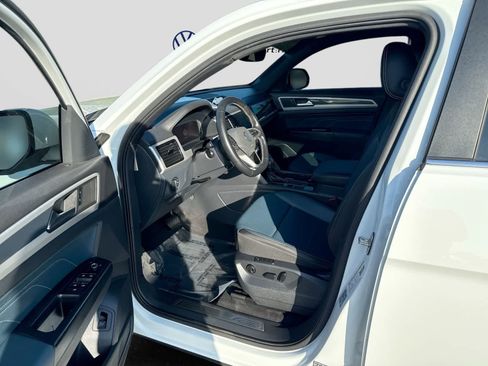 Used 2021 Volkswagen Atlas Cross Sport SEL FWD image 10