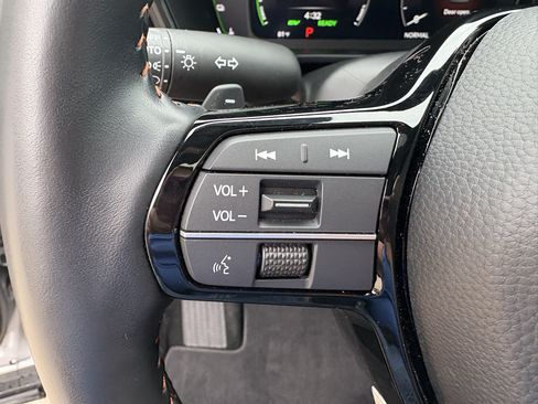 Certified 2026 Honda CR-V Sport Touring image 14