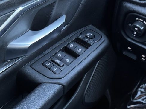 Used 2025 RAM 1500 Big Horn image 31