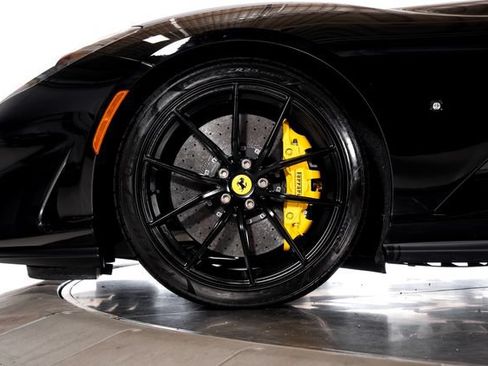 Certified 2022 Ferrari 812 GTS RWD image 18