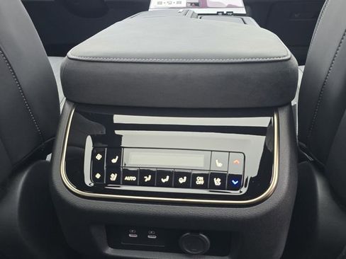 New 2026 INFINITI QX80 Autograph image 27