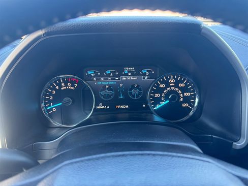 Used 2018 Ford F150 Lariat image 7