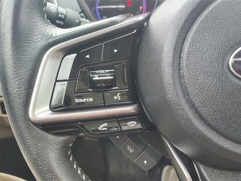 Used 2018 Subaru Outback 3.6R Limited image 16