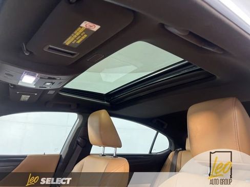 Used 2020 Lexus ES 350 w/ Accessory Package 2 FWD image 15