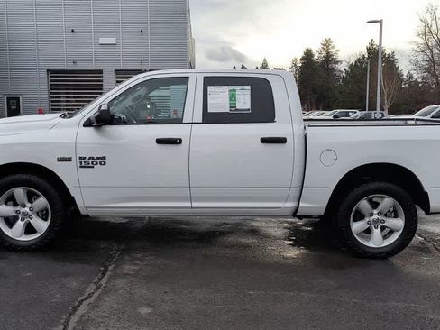 Used 2023 RAM 1500 Classic SLT image 5