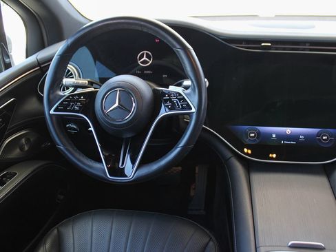 Used 2024 Mercedes-Benz EQS 450+ SUV image 9
