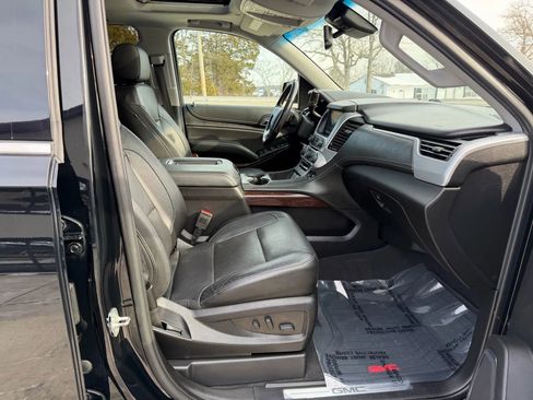 Used 2019 GMC Yukon XL SLT image 53