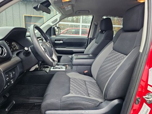 Used 2018 Toyota Tundra SR5 image 25