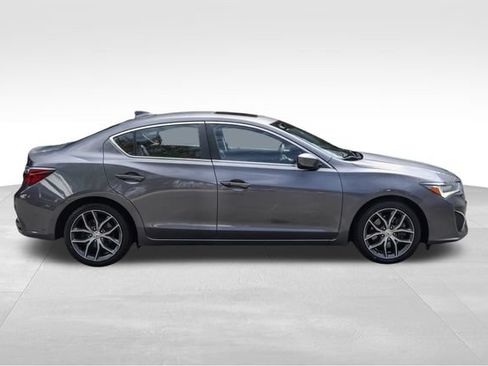 Used 2022 Acura ILX w/ Premium Package FWD image 4