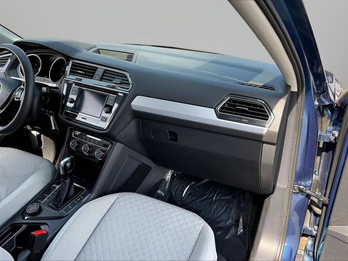 Used 2019 Volkswagen Tiguan S w/ Driver Assistance Package AWD/4WD image 27