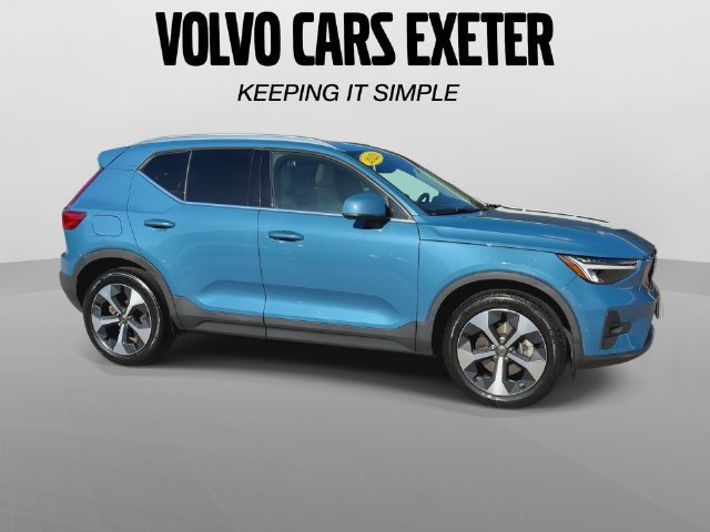 Certified 2023 Volvo XC40 B5 Plus w/ Driver Assist Package AWD/4WD image 2