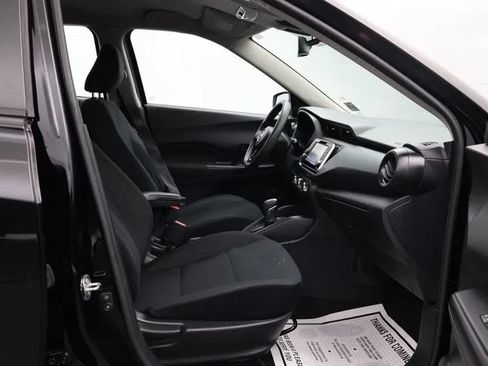 Used 2024 Nissan Kicks S w/ Interior Electronics Package FWD image 17