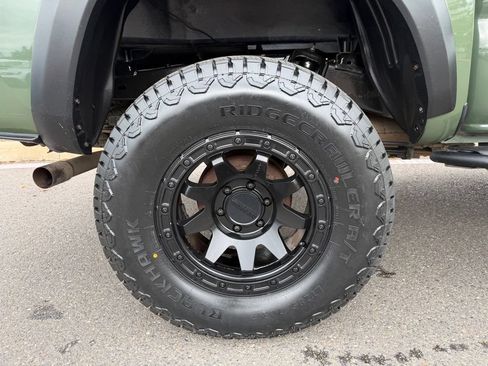 Used 2021 Toyota Tacoma TRD Off-Road AWD/4WD image 9