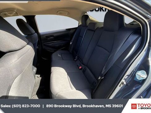 Used 2024 Toyota Corolla LE image 19