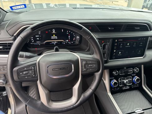 Certified 2024 GMC Yukon XL Denali w/ Advanced Technology Package AWD/4WD image 21