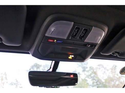 Used 2022 Subaru WRX Limited image 21