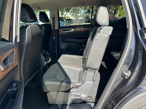 New 2026 Volkswagen Atlas SE FWD image 39