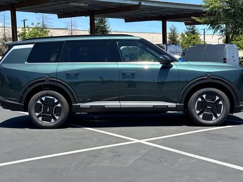New 2027 Kia Telluride EX FWD image 3