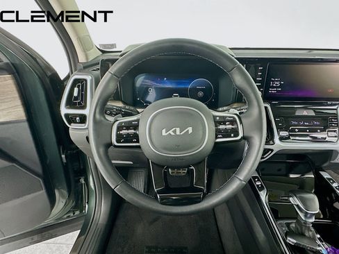 Used 2022 Kia Sorento SX Prestige image 13