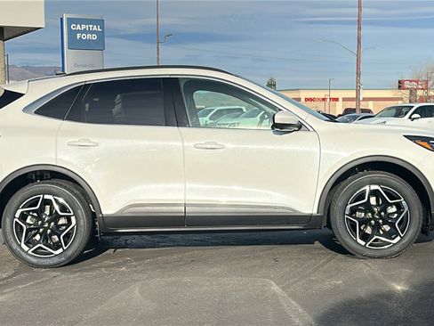 New 2026 Ford Escape Platinum w/ Premium Technology Package AWD/4WD image 2