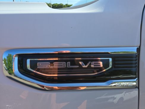 Used 2023 GMC Sierra 1500 SLE AWD/4WD image 14