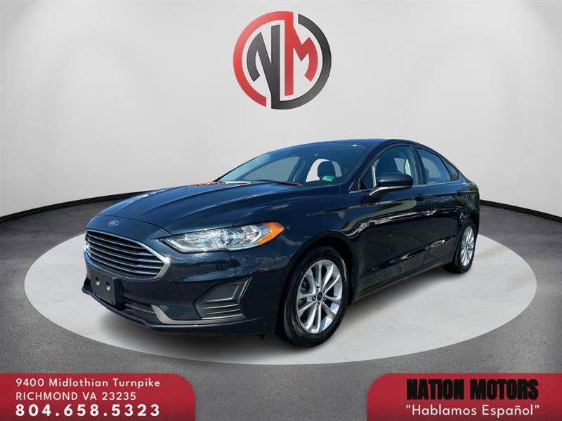 Used 2020 Ford Fusion SE image 1