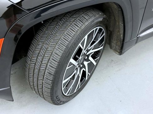 Used 2025 Jeep Wagoneer S Limited image 23