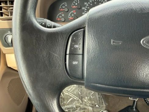 Used 1999 Ford F250 XLT AWD/4WD image 19