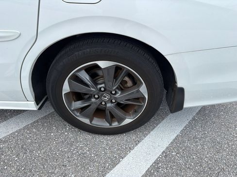 Used 2023 Honda Odyssey Elite image 11