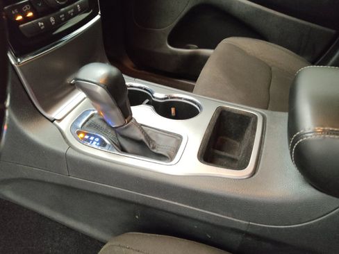 Used 2021 Jeep Grand Cherokee Freedom Edition RWD image 26