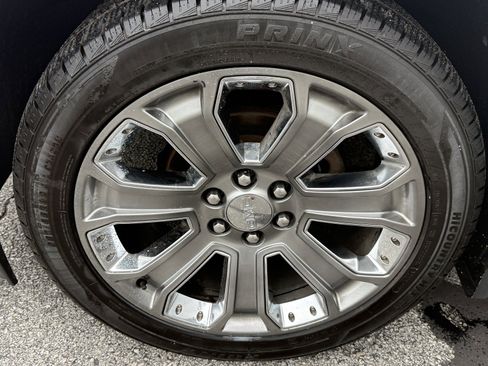 Used 2016 GMC Yukon XL Denali w/ Open Road Package AWD/4WD image 34