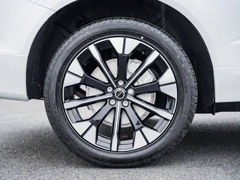 New 2026 Volvo XC60 B5 Plus w/ Protection Package Premier image 17