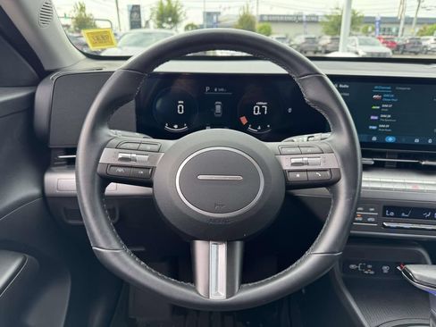 Used 2024 Hyundai Kona SEL AWD/4WD image 15