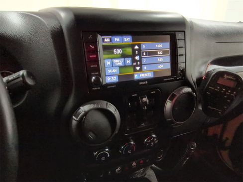 Used 2017 Jeep Wrangler Unlimited Sport w/ Quick Order Package 23S image 27