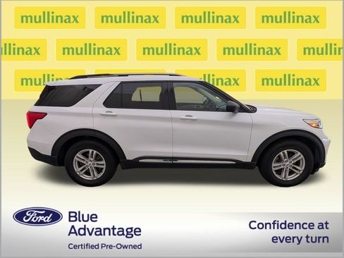 Used 2021 Ford Explorer XLT w/ Equipment Group 202A RWD image 2