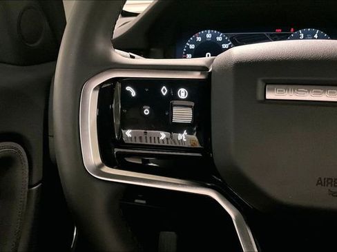 Certified 2025 Land Rover Discovery Sport S image 20