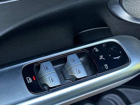 Certified 2024 Mercedes-Benz C 300 4MATIC Sedan image 14