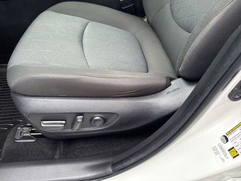 Used 2023 Toyota RAV4 XLE w/ Convenience Package AWD/4WD image 18