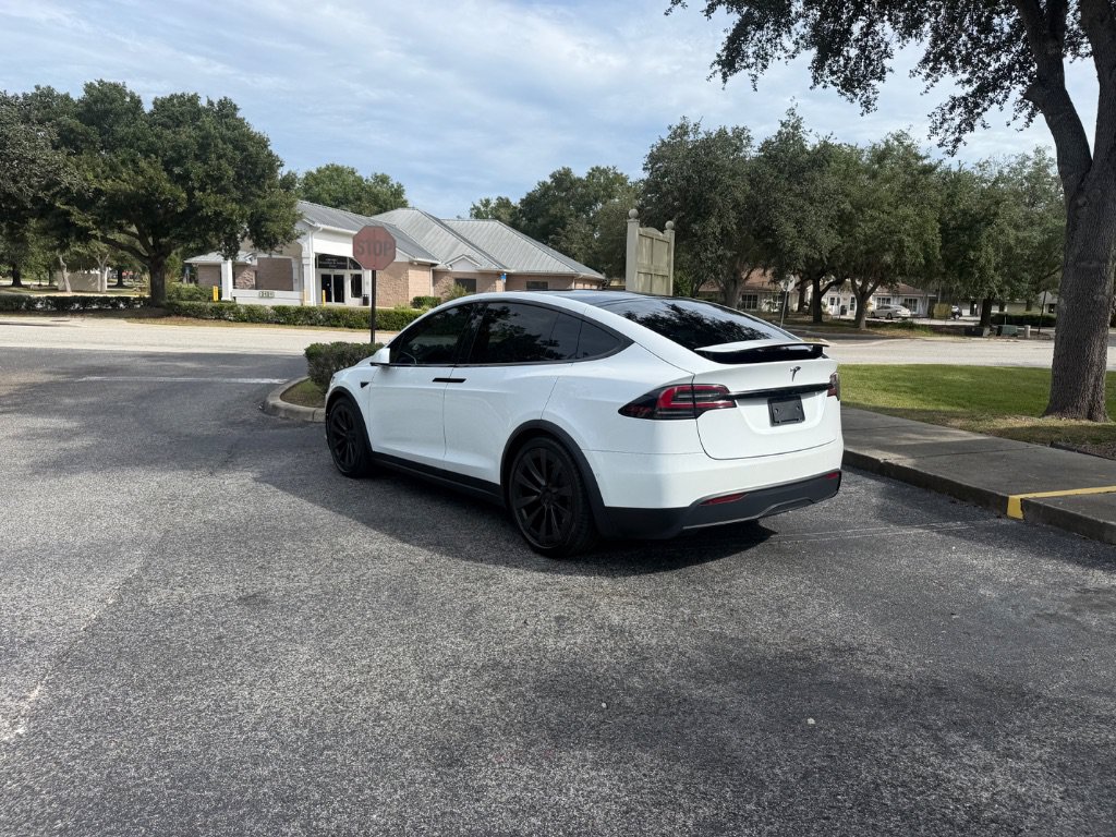 Used 2023 Tesla Model X AWD/4WD image 11