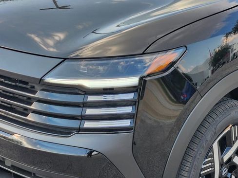 New 2026 Nissan Kicks SV image 6