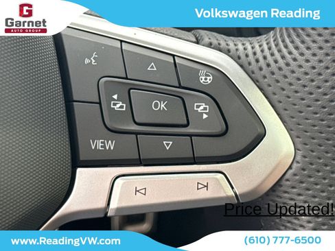Used 2026 Volkswagen Jetta GLI Autobahn FWD image 32