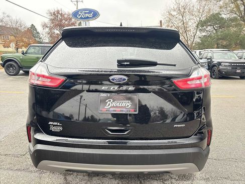 Used 2024 Ford Edge SEL w/ Convenience Package image 8