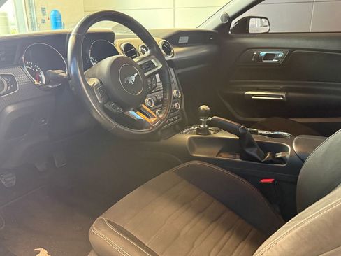 Used 2017 Ford Mustang GT w/ GT Performance Package RWD image 15