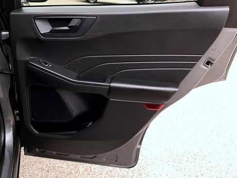 Used 2023 Ford Escape Active image 18