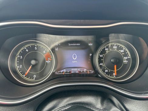 Used 2023 Jeep Cherokee Altitude Lux image 9