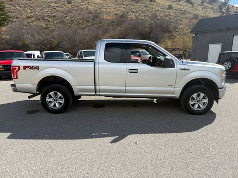 Used 2017 Ford F150 XLT w/ Trailer Tow Package image 6